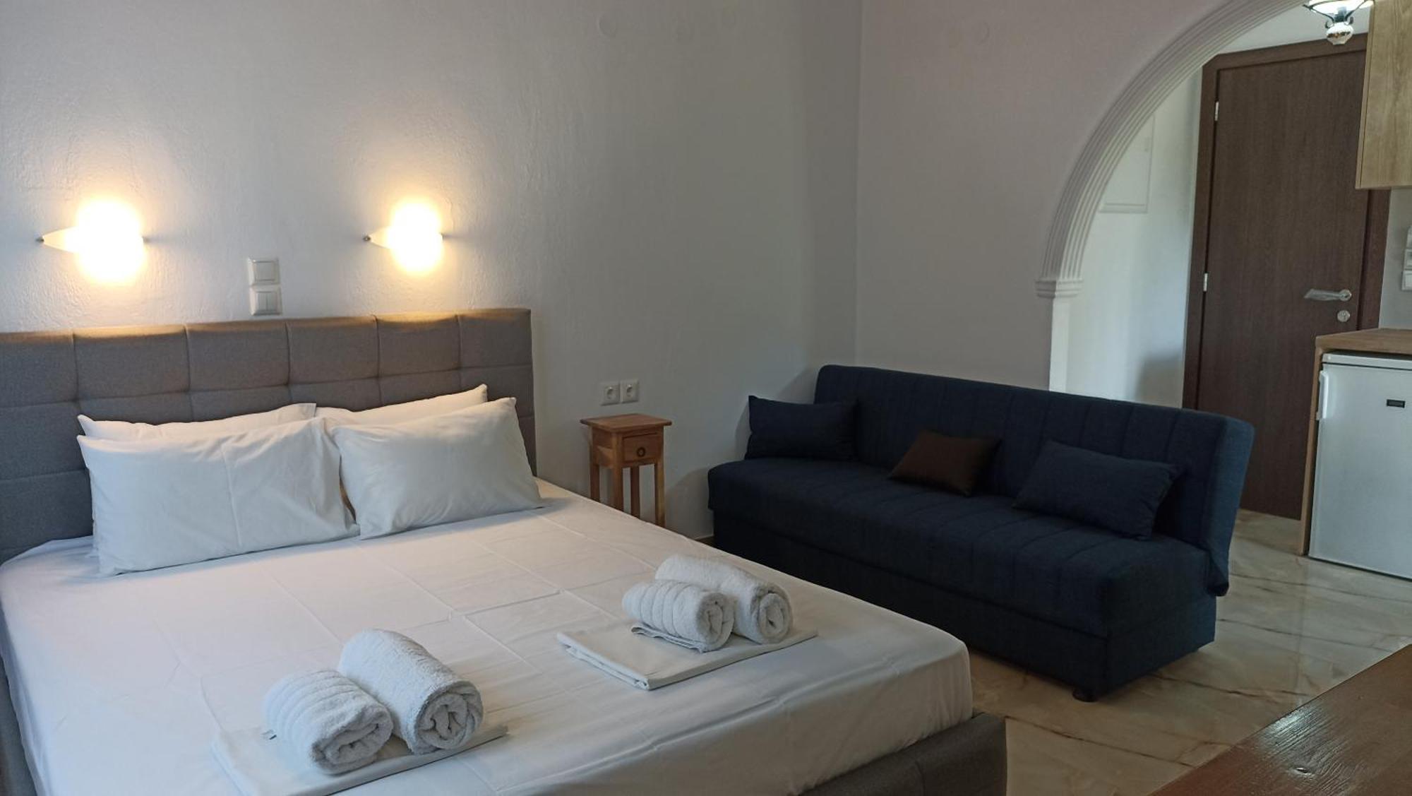 Villa Karapataki Skala Rachoni  Buitenkant foto