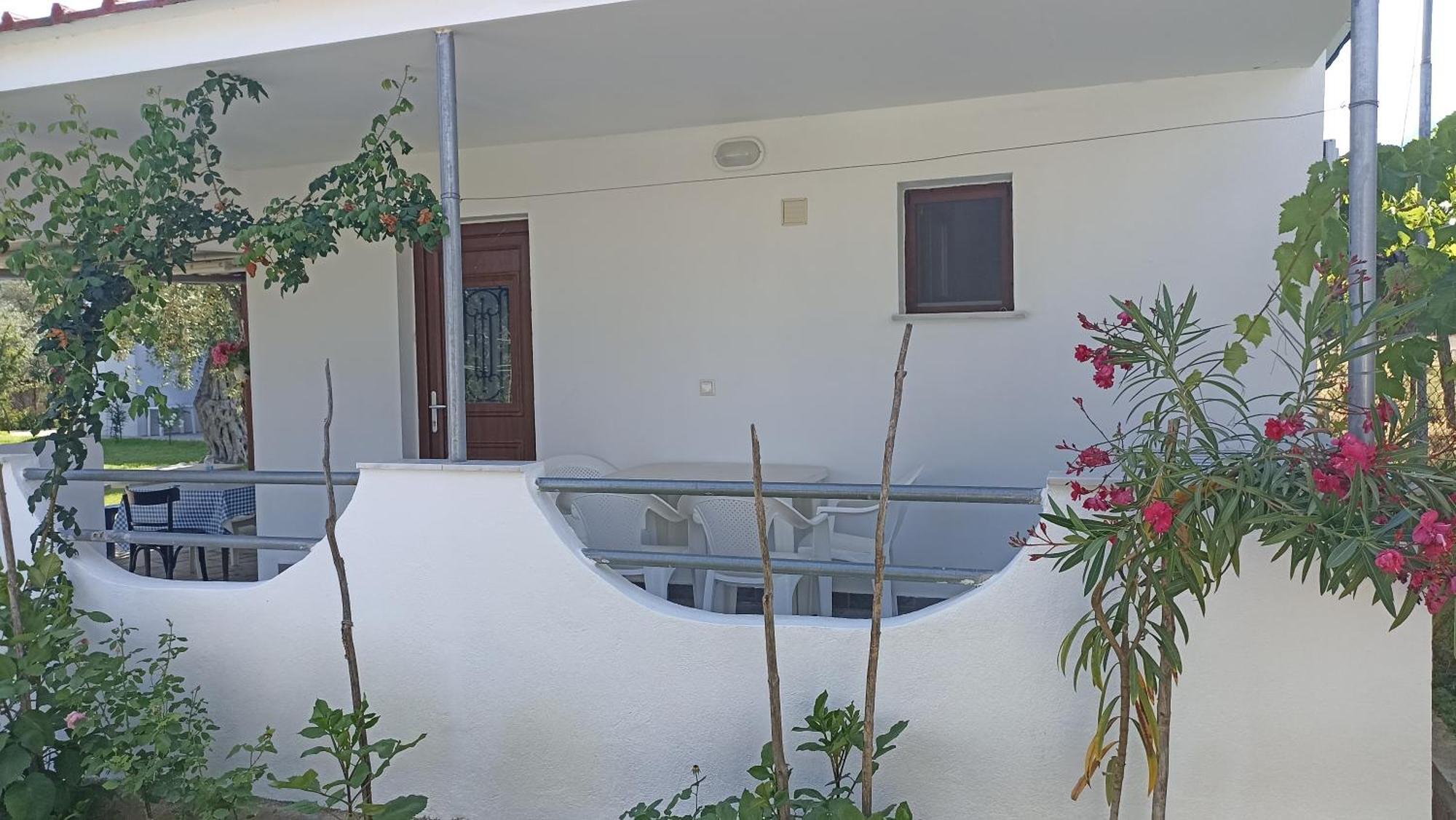 Villa Karapataki Skala Rachoni  Buitenkant foto