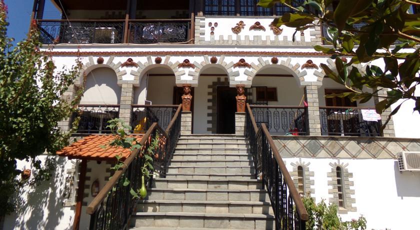 Villa Karapataki Skala Rachoni  Buitenkant foto