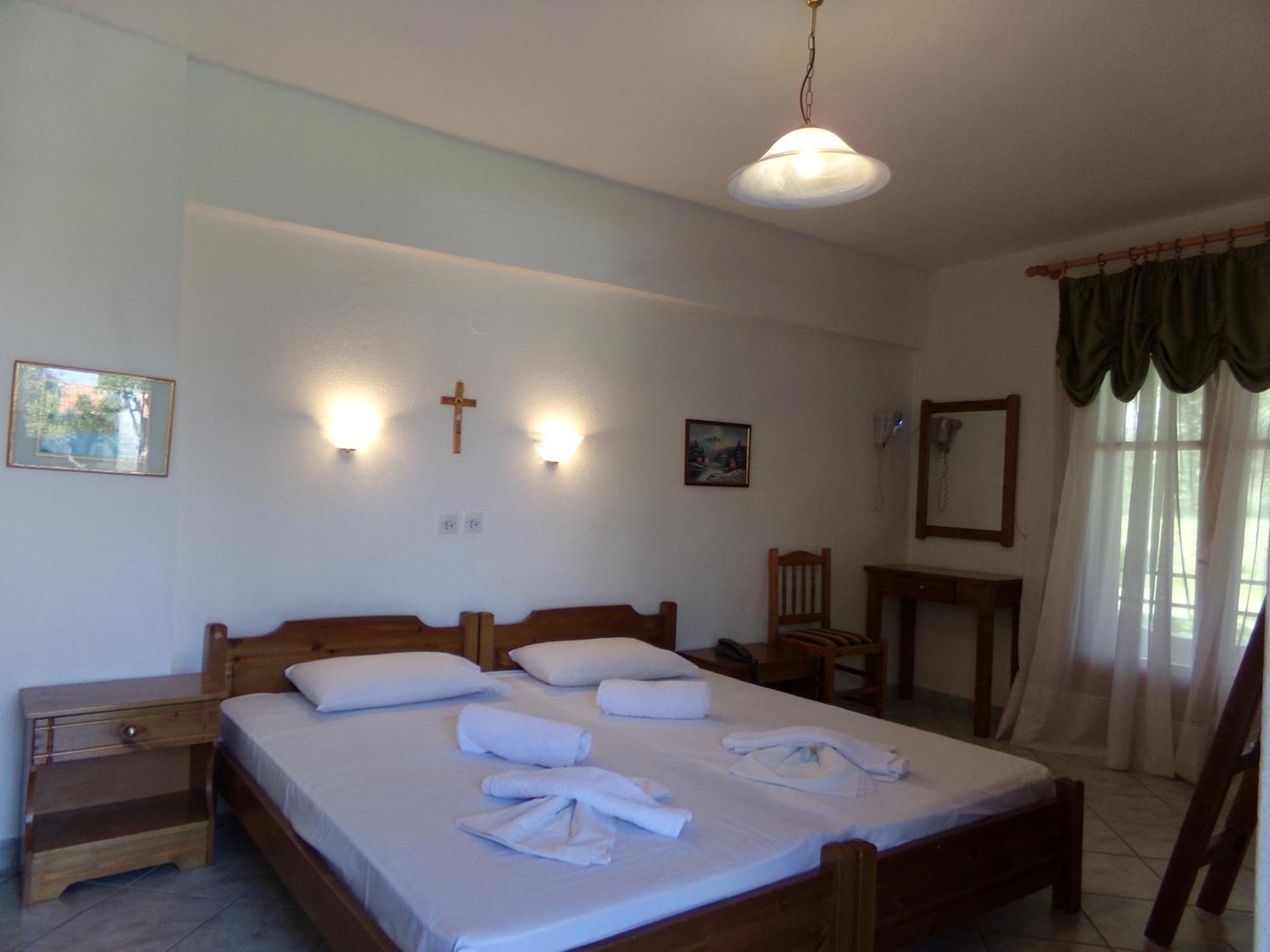 Villa Karapataki Skala Rachoni  Buitenkant foto