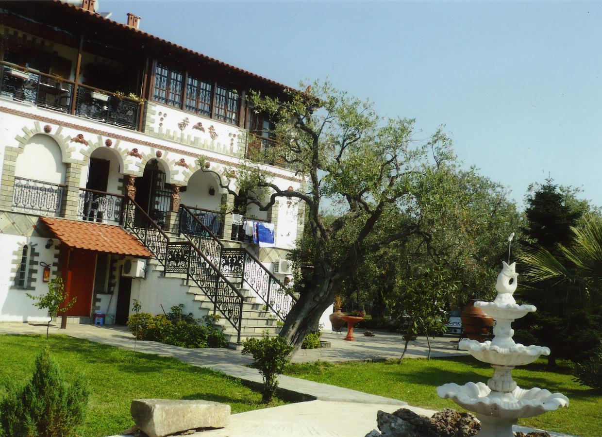 Villa Karapataki Skala Rachoni  Buitenkant foto